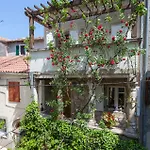 Barbarossa House With Parking *