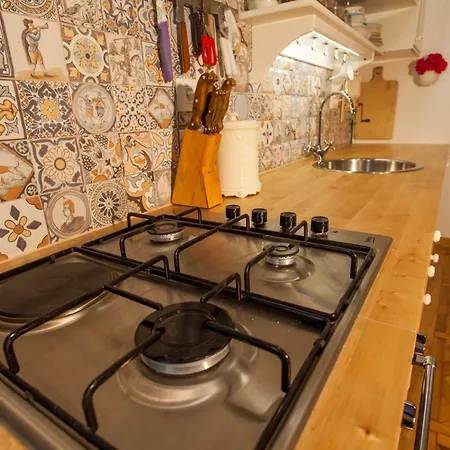 Barbarossa House With Parking Apartman Cres