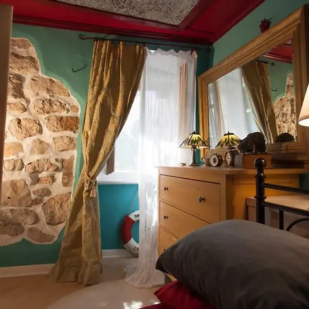 Barbarossa House With Parking Apartman Cres