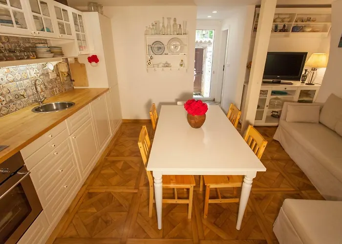 Barbarossa House With Parking Appartement Cres