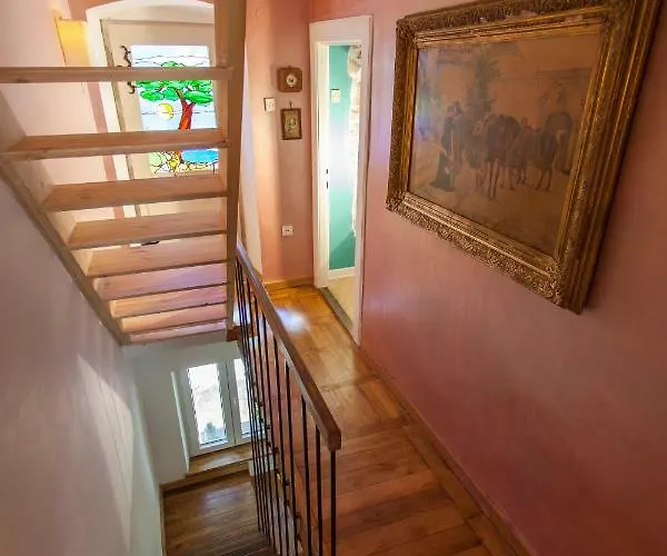 Barbarossa House With Parking