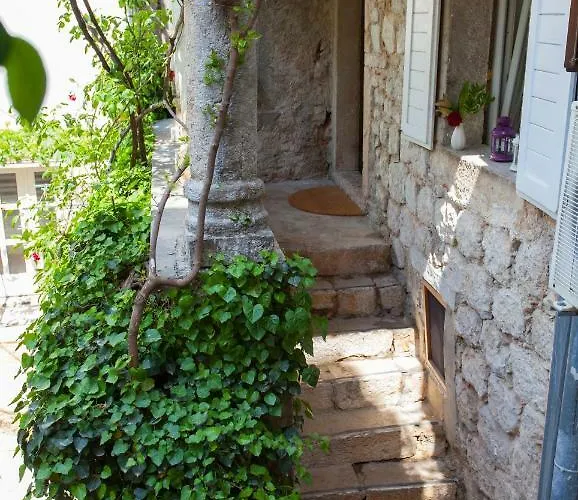 Barbarossa House With Parking *