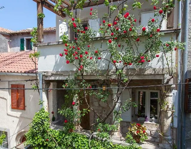 Barbarossa House With Parking *